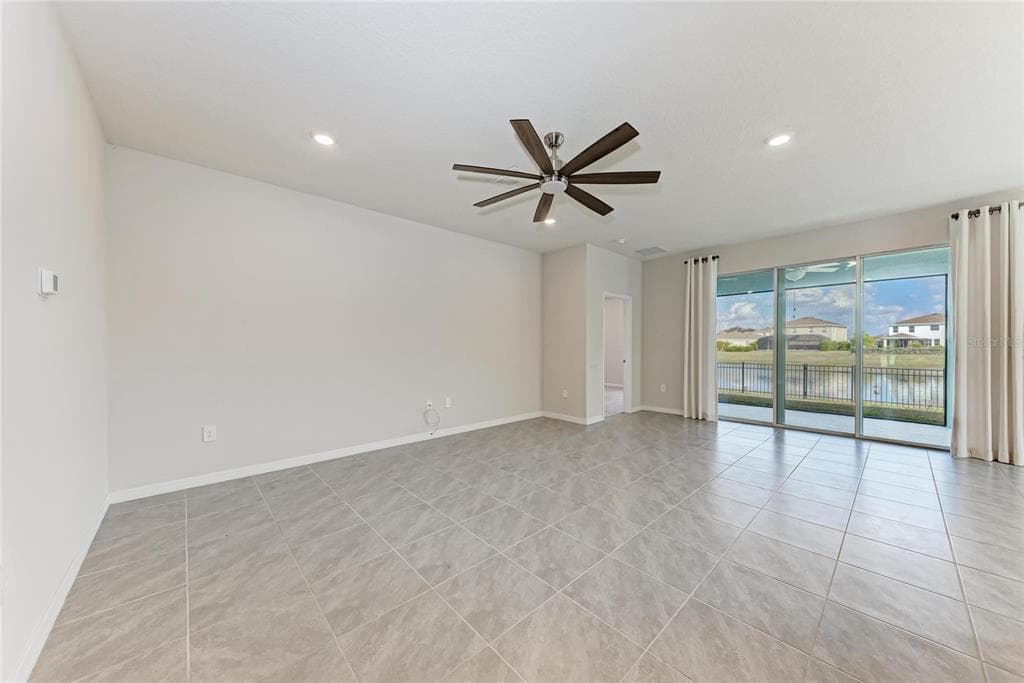 3677 TURNING TIDES TERRACE photo 14