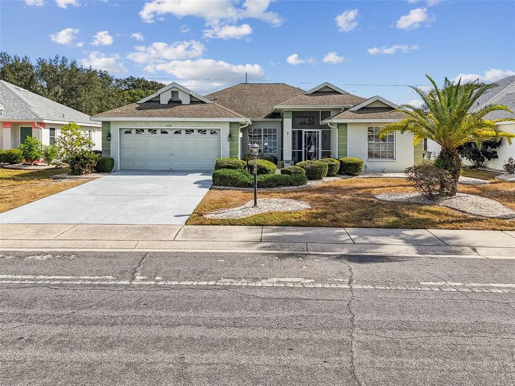 2305 E DEL WEBB BLVD photo 1