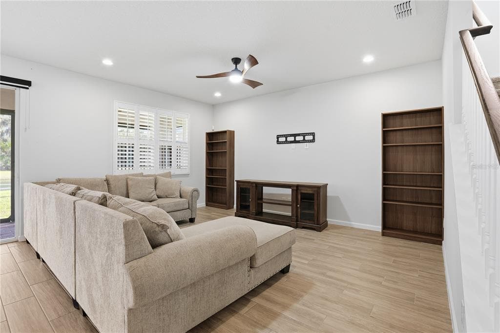 3610 ARBORDALE LOOP photo 15