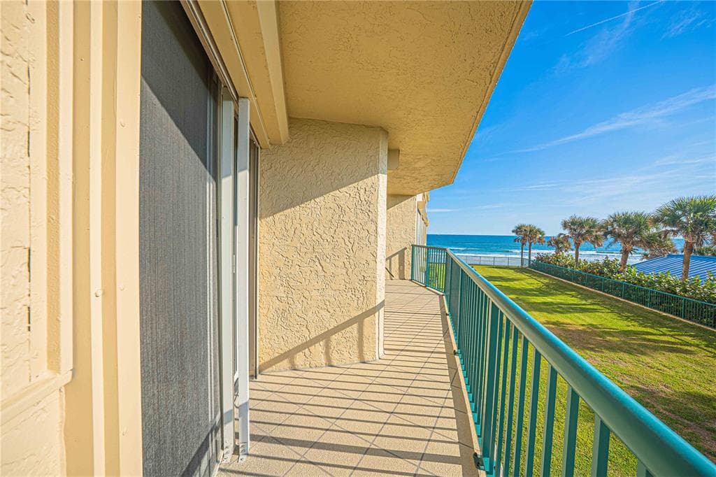 4575 S ATLANTIC AVENUE 6209 photo 16