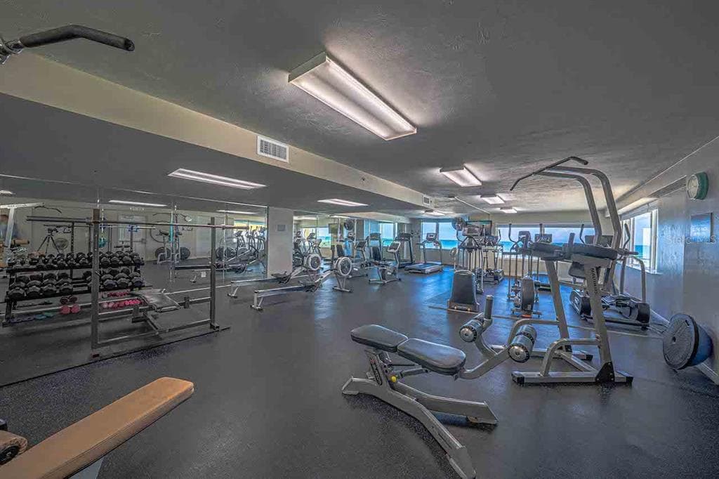 4575 S ATLANTIC AVENUE 6209 photo 4