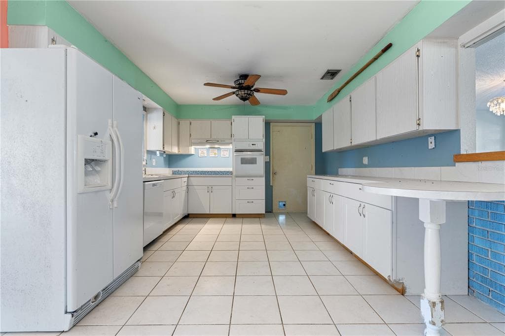 3333 WISTERIA PLACE photo 9