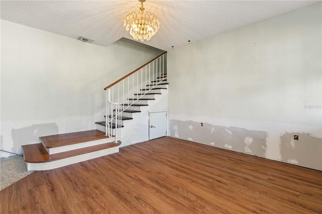 3333 WISTERIA PLACE photo 4