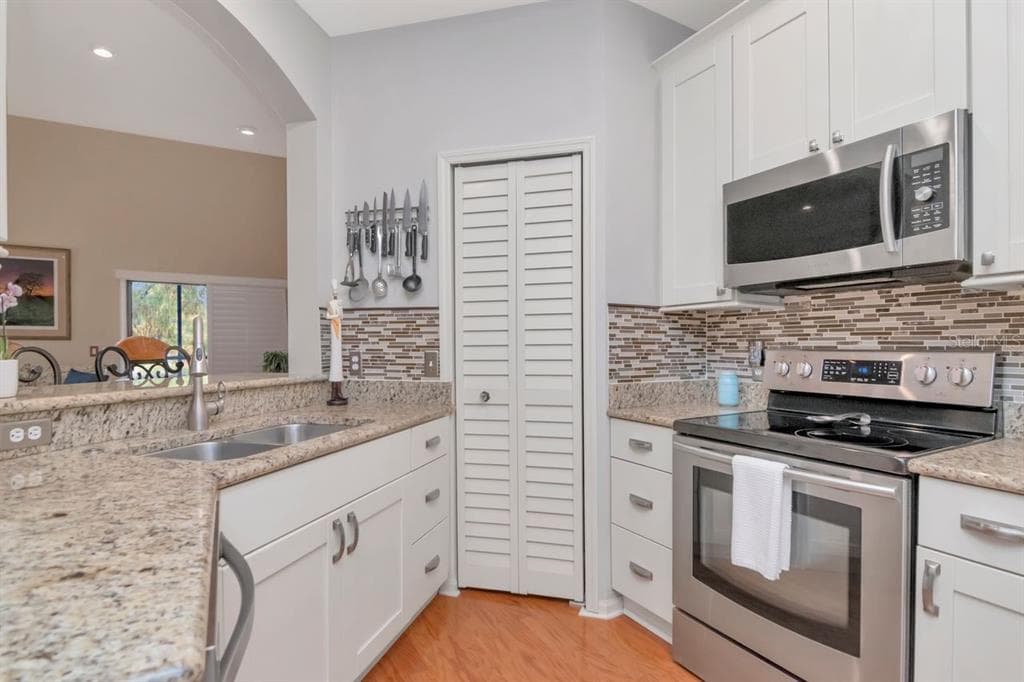 2217 TUSCANY TRACE 10 photo 24