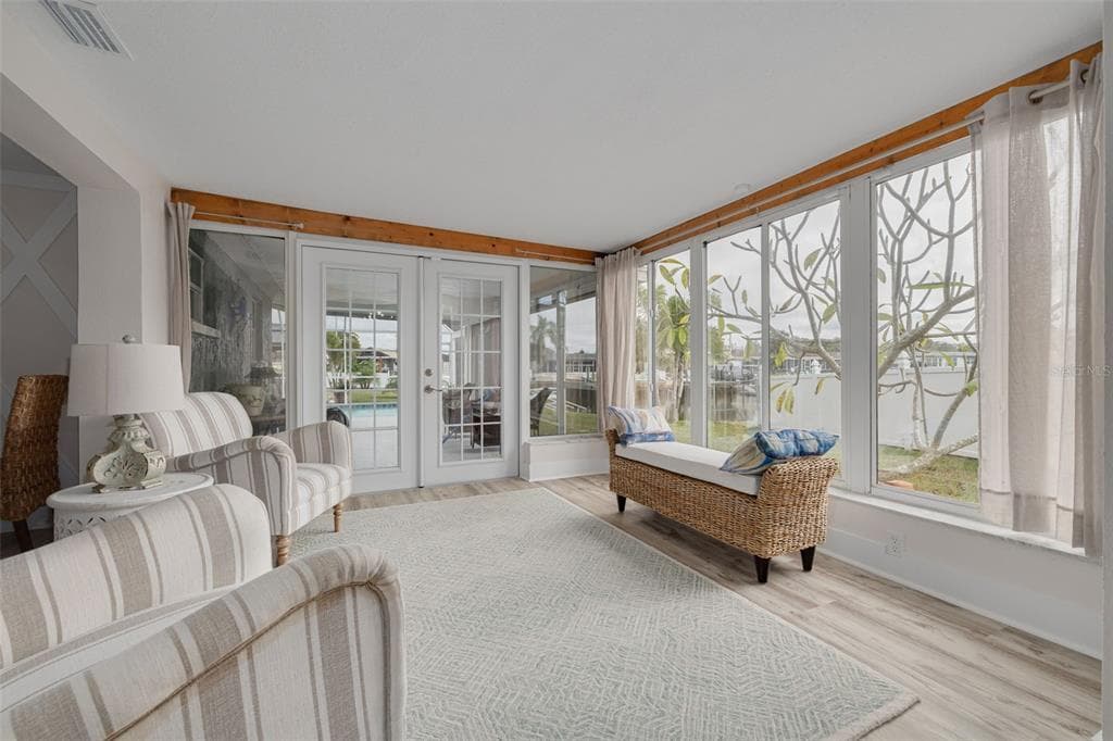 6606 BEACH BOULEVARD photo 14