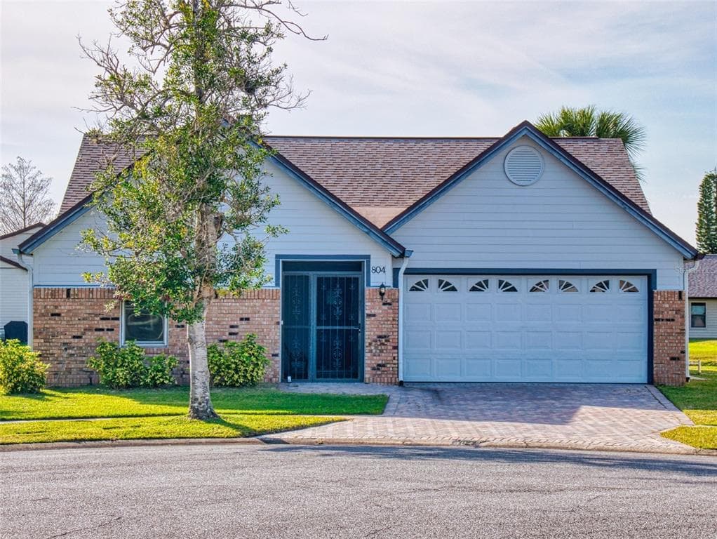 804 SOFT PINE COURT photo 1