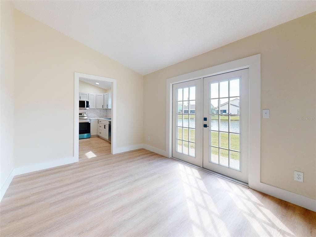 804 SOFT PINE COURT photo 19