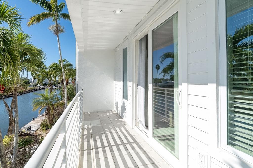 8226 HARBORSIDE CIRCLE photo 5