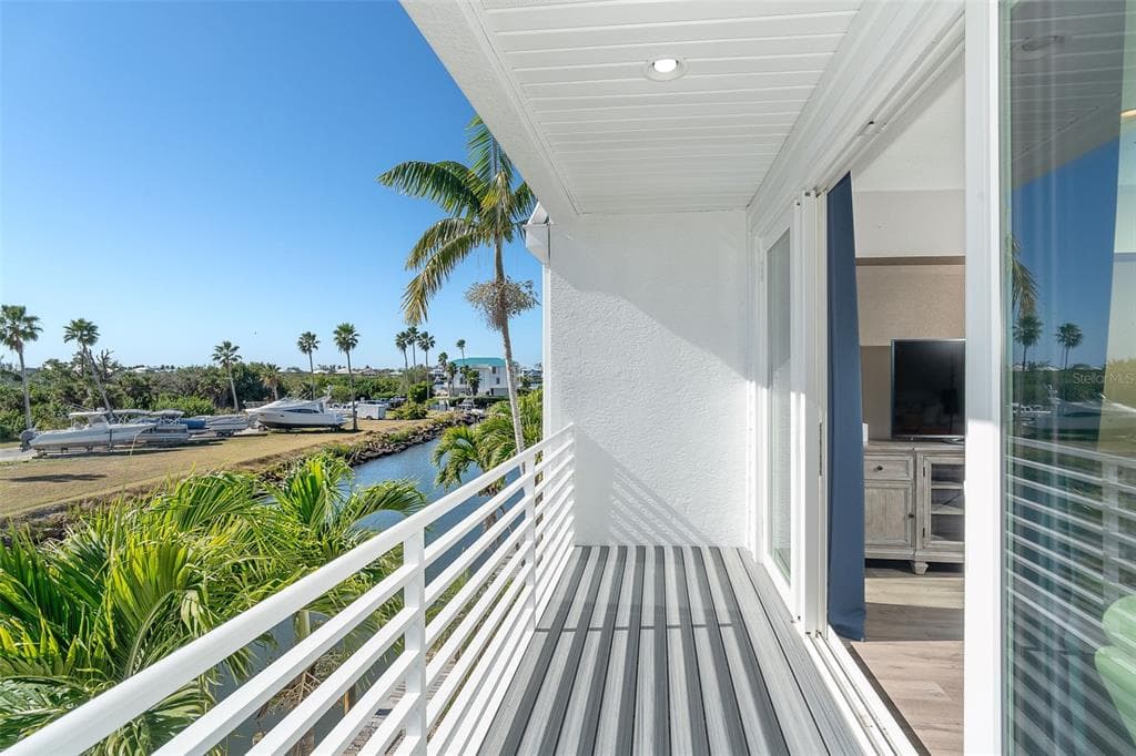 8226 HARBORSIDE CIRCLE photo 18