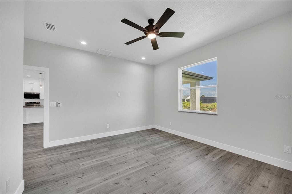 9 BUNKER PLACE photo 19