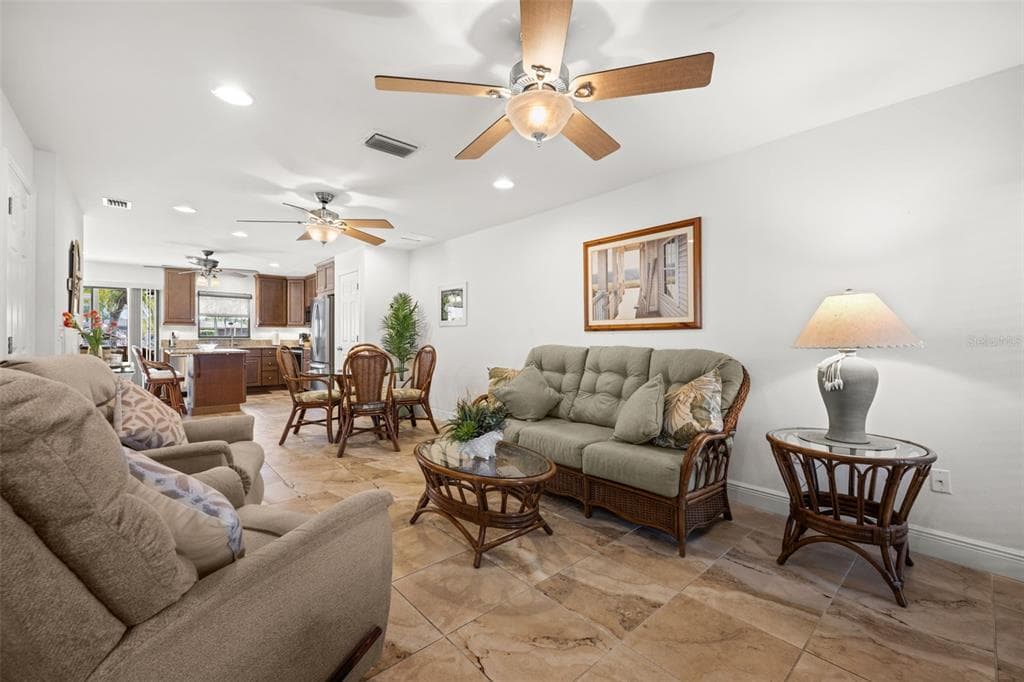 4803 SW SANTA BARBARA COURT 8 photo 15