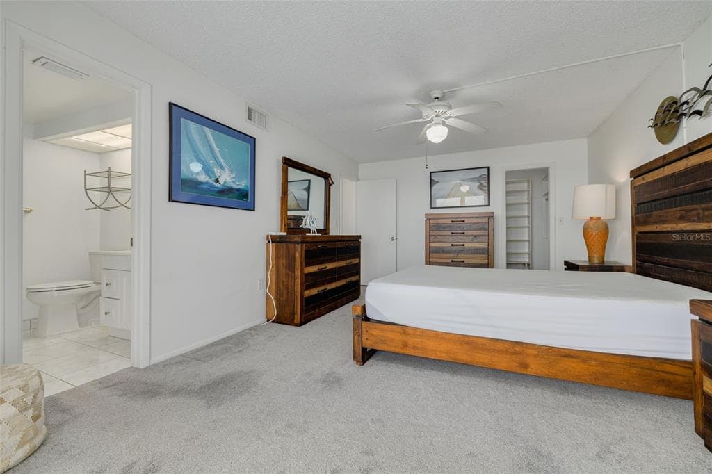 4525 COVE CIRCLE 1002 photo 19