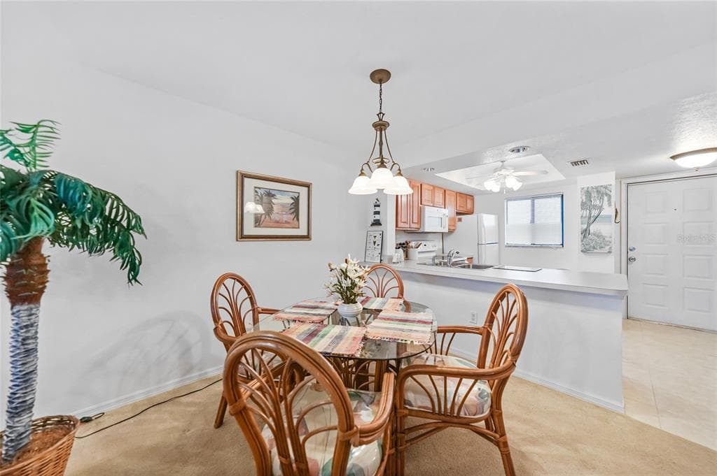 25225 RAMPART BOULEVARD 1607 photo 9