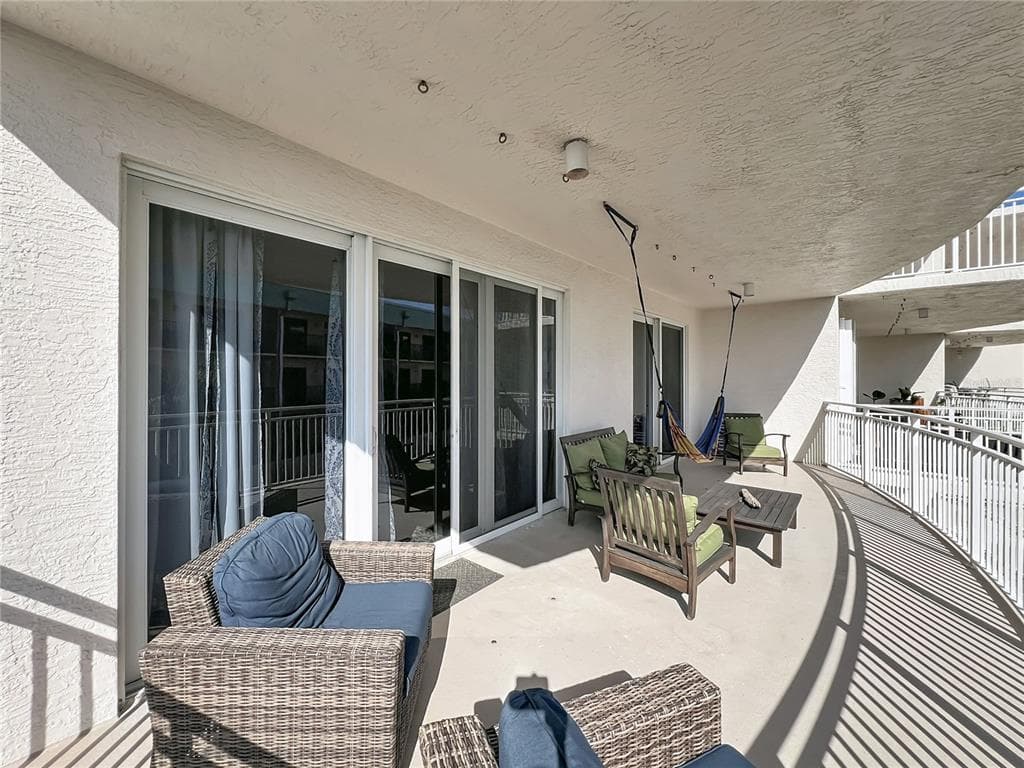 601 N MIRAMAR AVENUE 205 photo 6