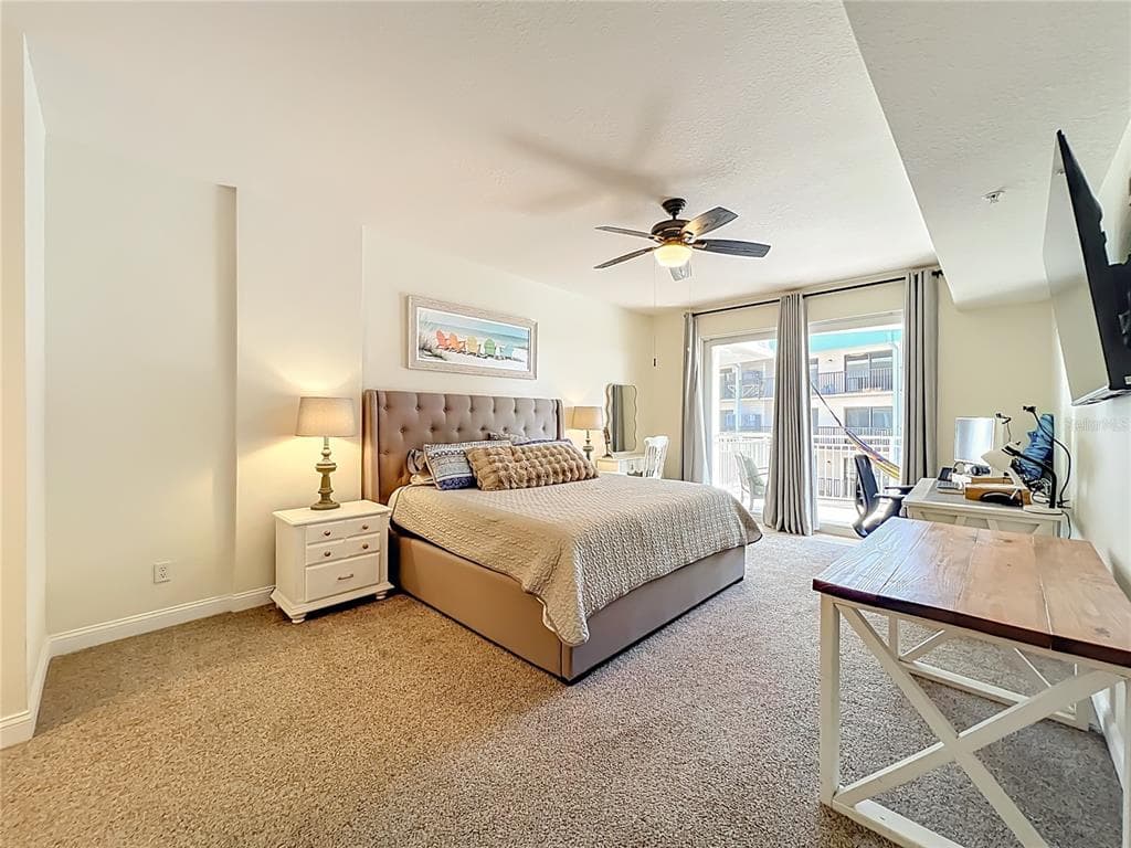601 N MIRAMAR AVENUE 205 photo 11