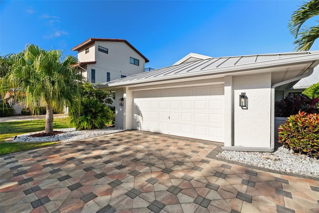 5791 WESTSHORE DRIVE photo 22