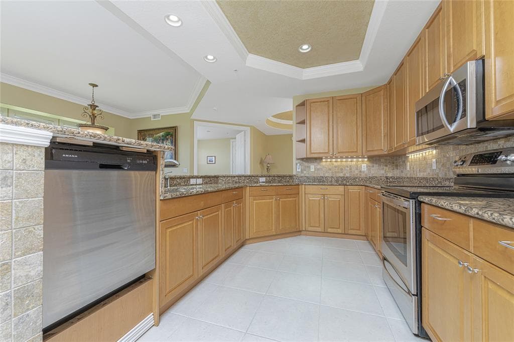 3311 PURPLE MARTIN DRIVE 126 photo 12