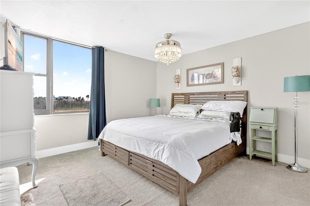 255 DOLPHIN POINT 407 photo 13