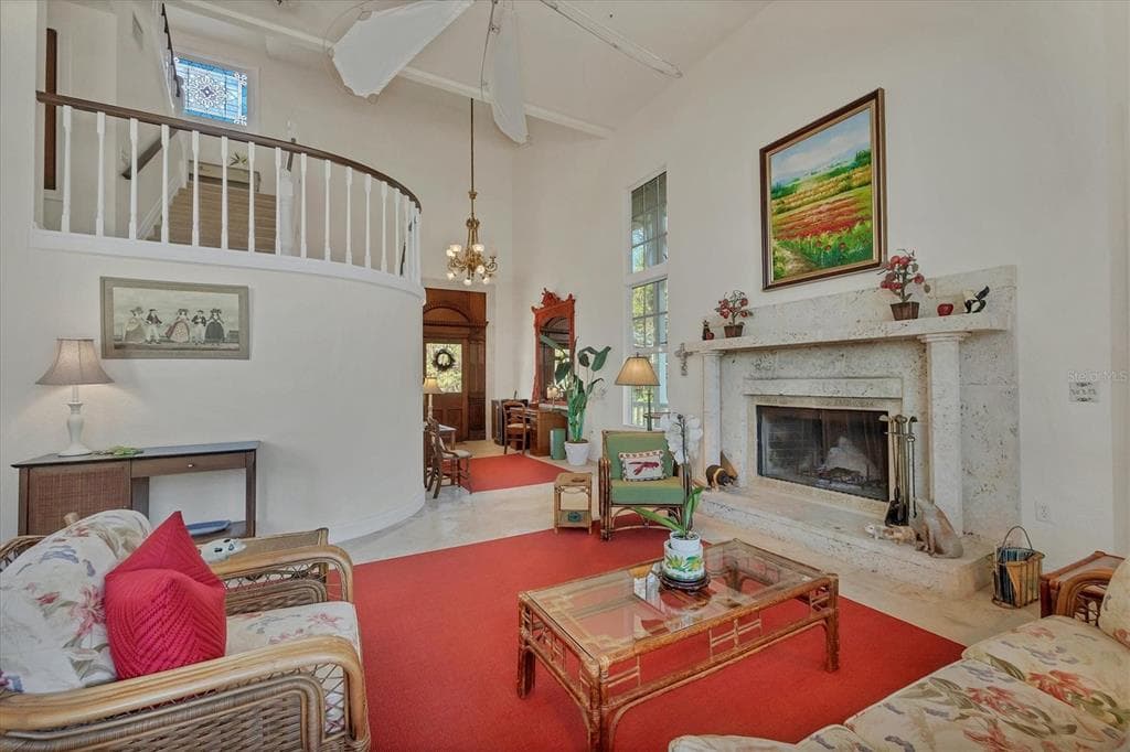 1660 16TH STREET E photo 7