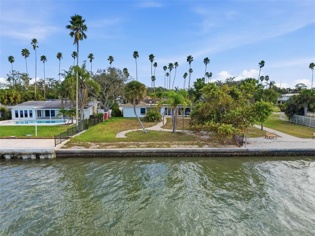 1600 SANTA BARBARA DRIVE photo 13