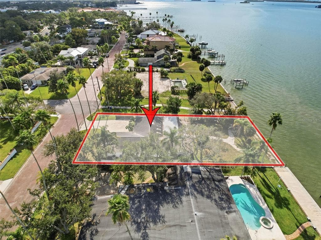 1600 SANTA BARBARA DRIVE photo 10