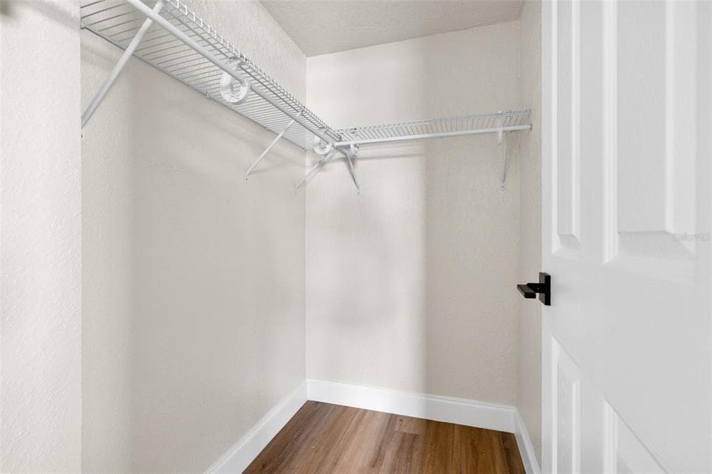 13804 VICTOR AVENUE photo 24