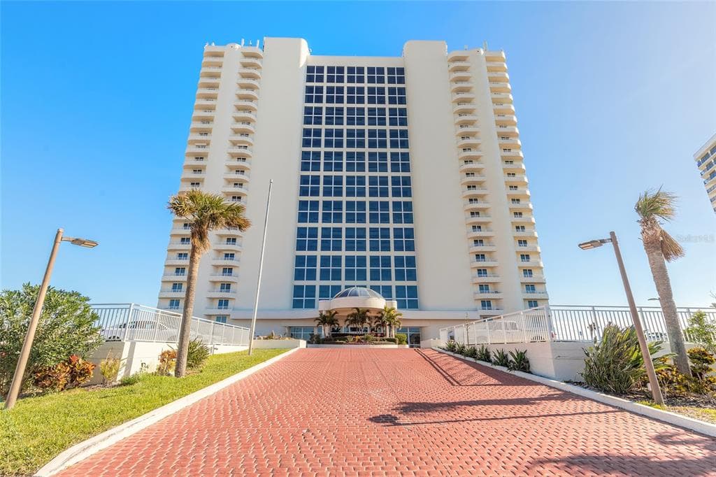 2545 S ATLANTIC AVENUE PH4 photo 2