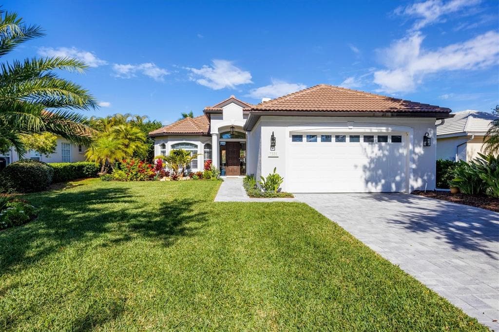 7331 SAINT GEORGES WAY photo 1