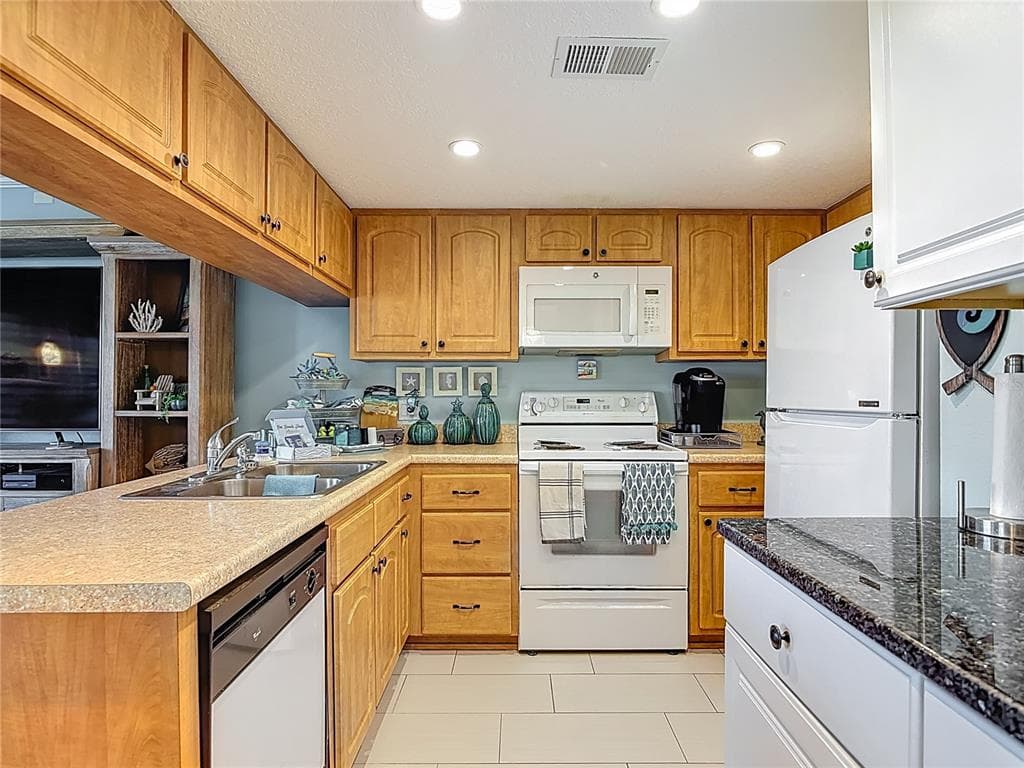4501 S ATLANTIC AVENUE 205 photo 18