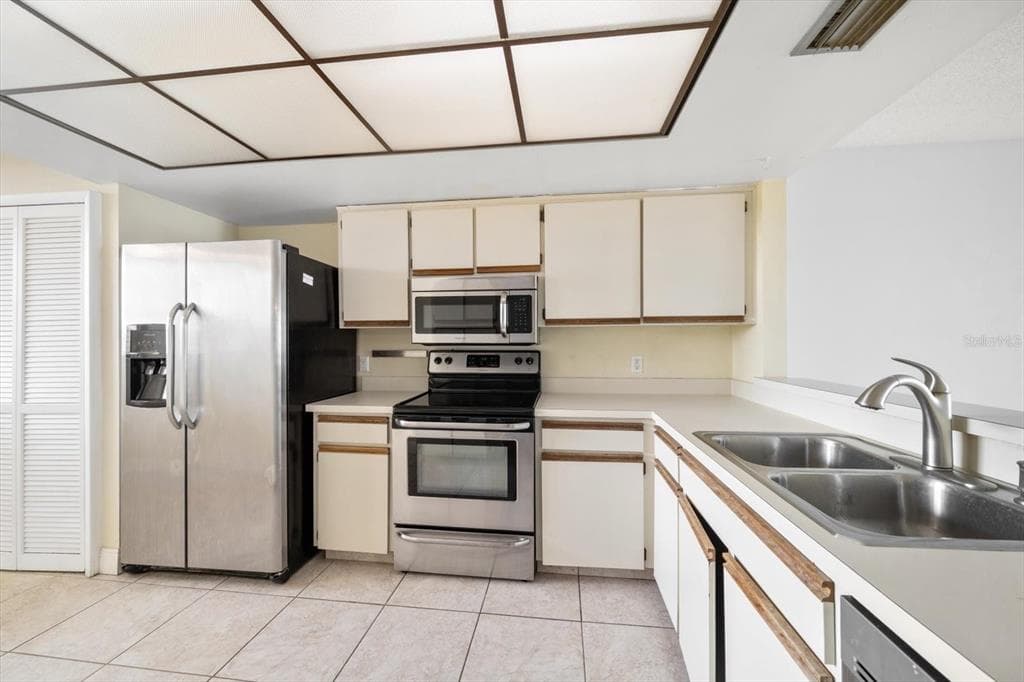 11590 SHIPWATCH DRIVE 447 photo 21