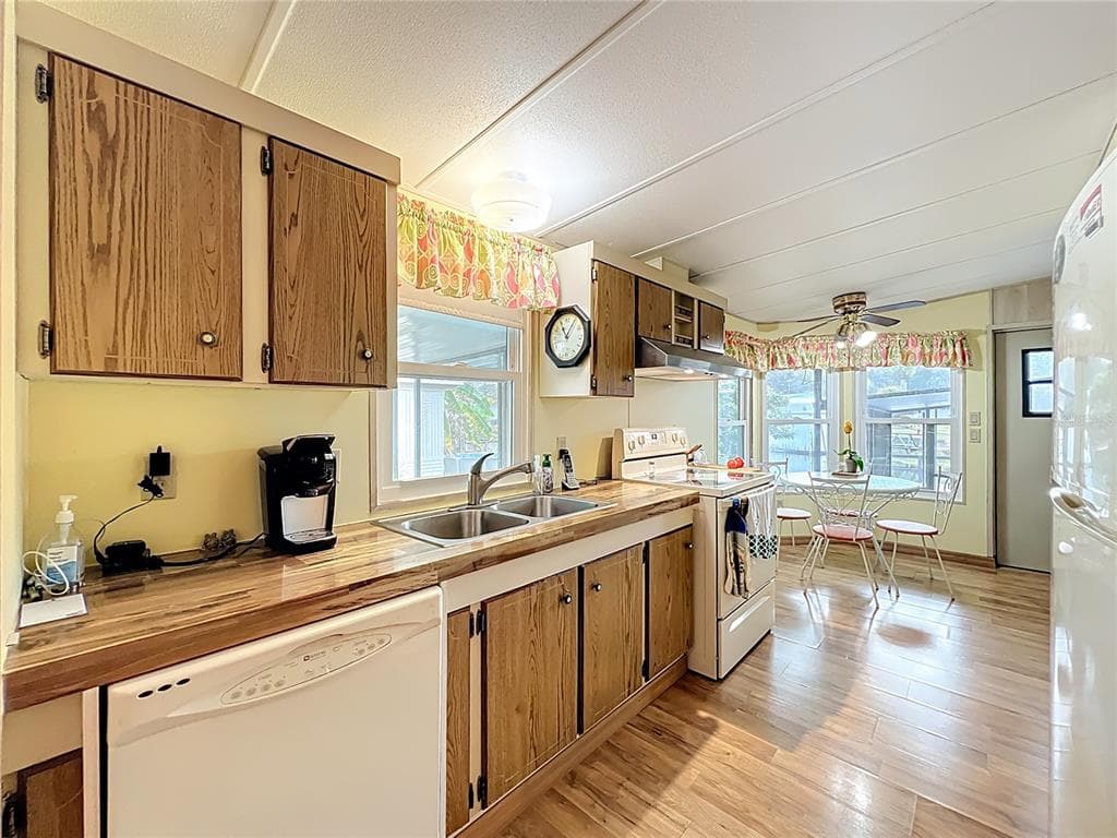 13508 PALM DRIVE photo 12
