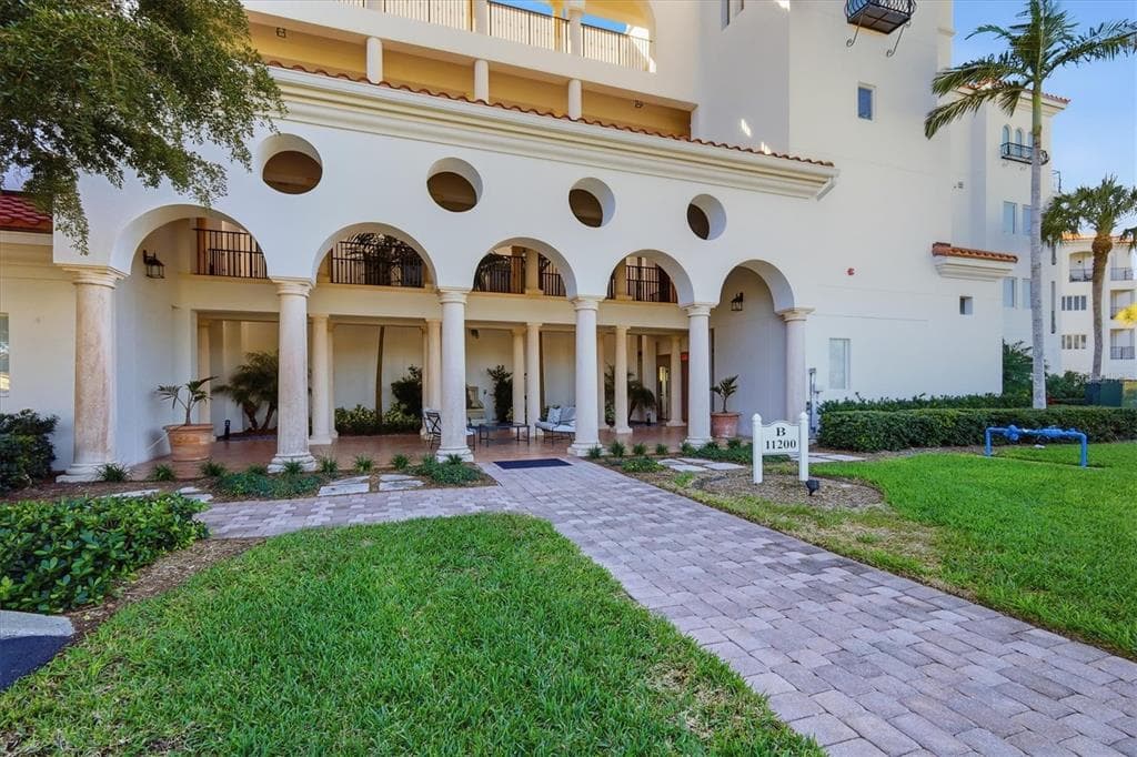 11200 HACIENDA DEL MAR BOULEVARD B-204 photo 2