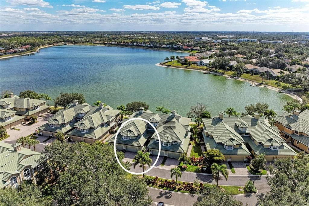 6527 MOORINGS POINT CIRCLE 101 photo 2