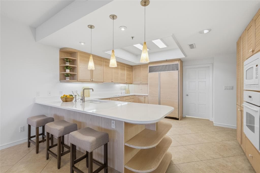 2550 HARBOURSIDE DRIVE 333 photo 13