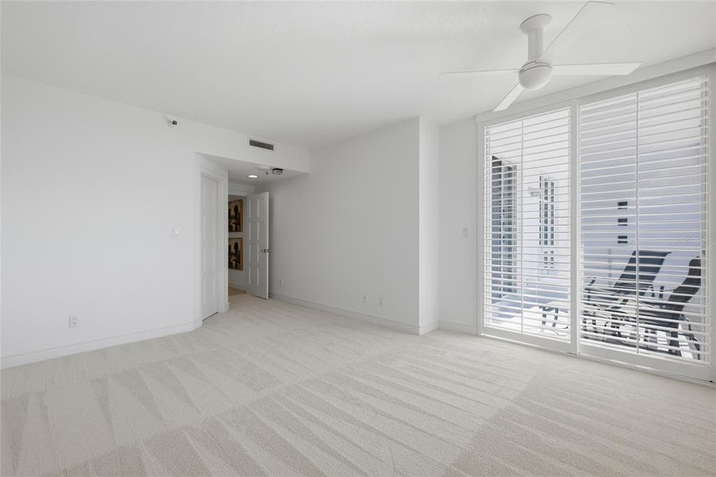 2550 HARBOURSIDE DRIVE 333 photo 17
