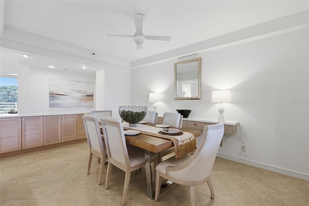 2550 HARBOURSIDE DRIVE 333 photo 12
