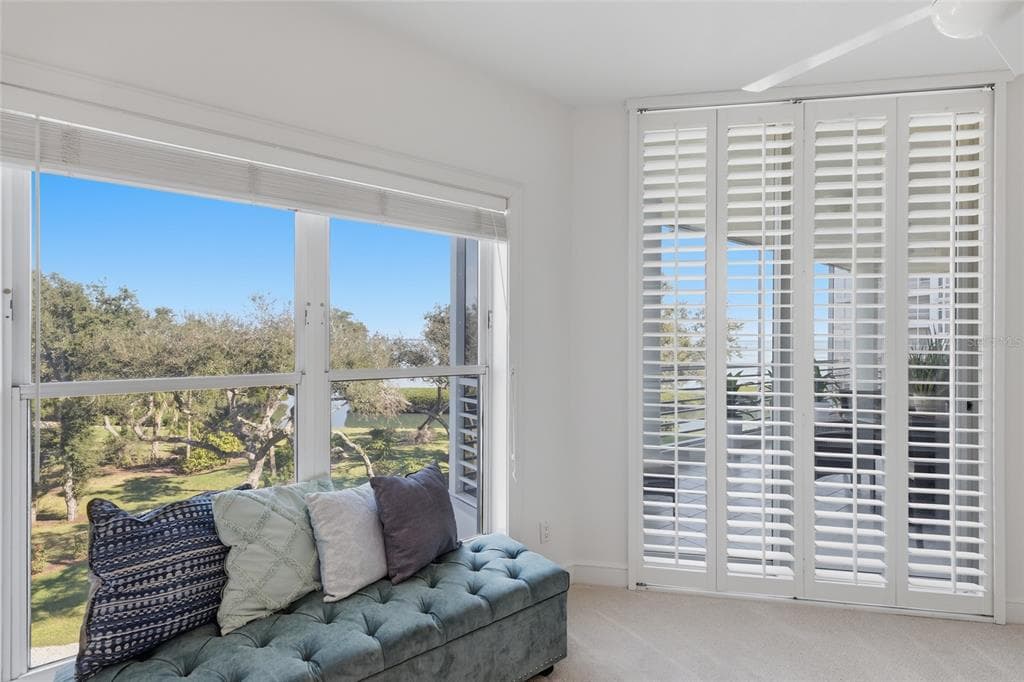 2550 HARBOURSIDE DRIVE 333 photo 7
