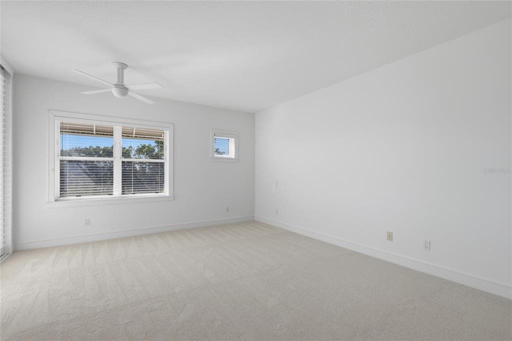 2550 HARBOURSIDE DRIVE 333 photo 18