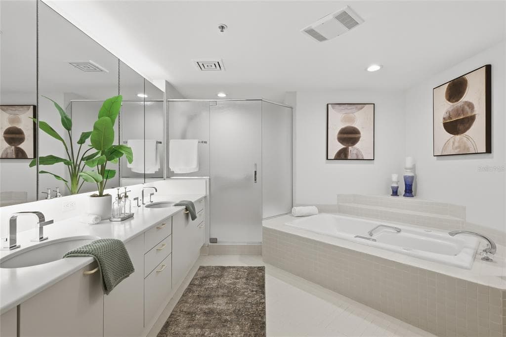 2550 HARBOURSIDE DRIVE 333 photo 8