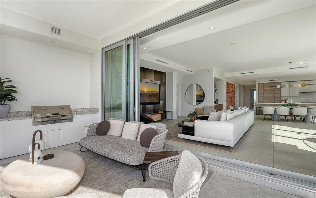 401 QUAY COMMONS 1501 photo 16