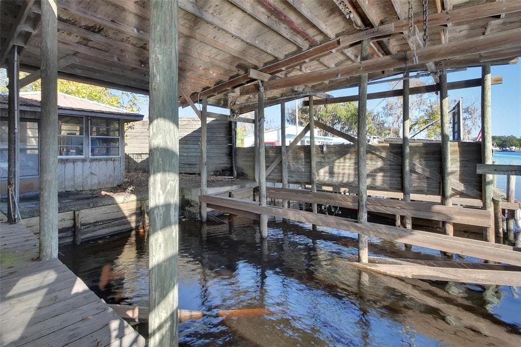 55512 FRONT STREET photo 8