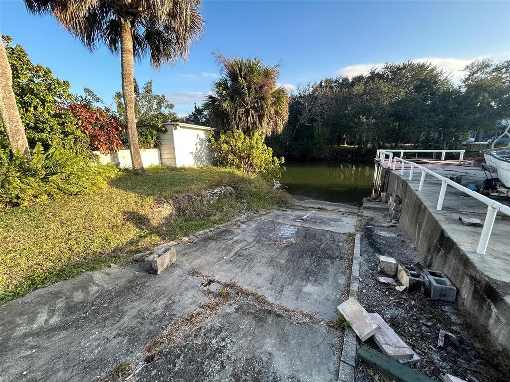 217 GARY AVENUE photo 22