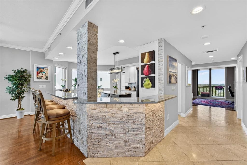 5823 BOWEN DANIEL DRIVE 906 photo 18