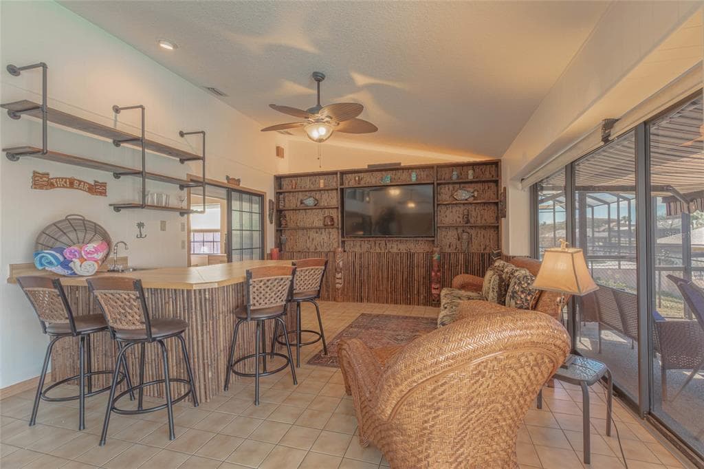 27 CHERRYTREE COURT photo 21