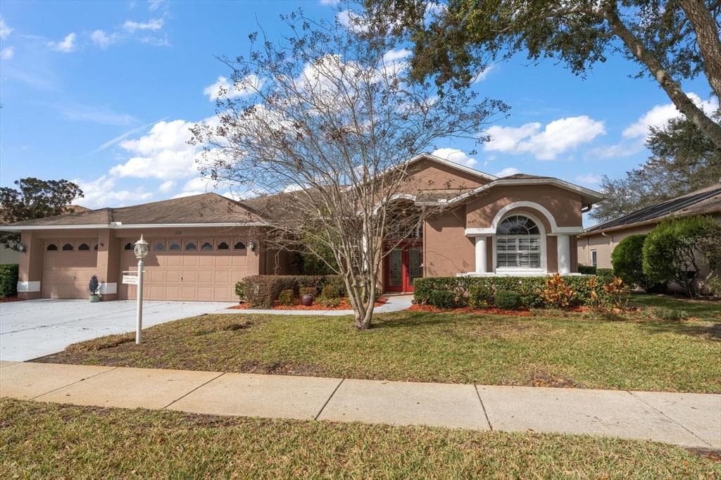 1237 RAMBLING VINE COURT photo 5