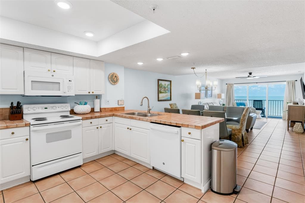 17500 GULF BOULEVARD 407 photo 23