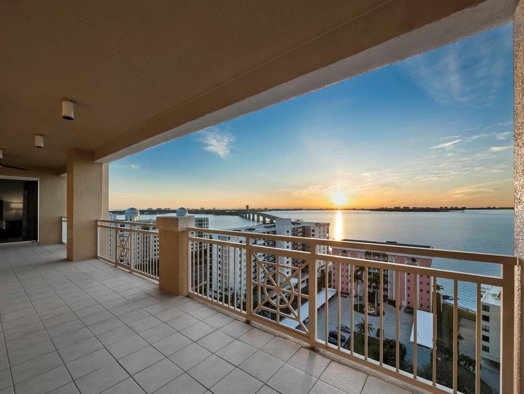 35 WATERGATE DRIVE 1403 photo 16