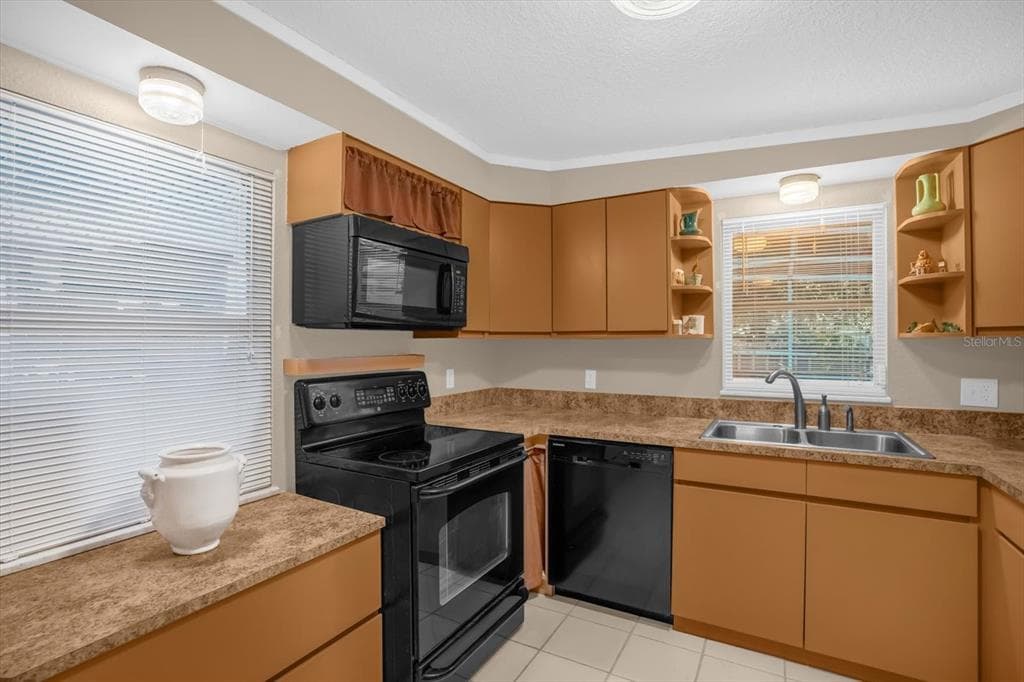 8150 SPRING DRIVE photo 12