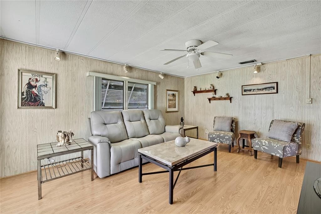 3141 NANTUCKET DRIVE photo 4
