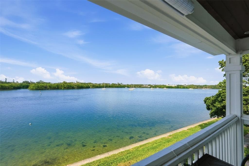 3783 POMPANO D photo 22